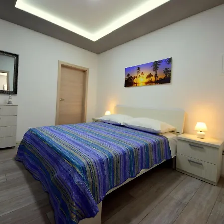 Niko 2 By Interhome Duće