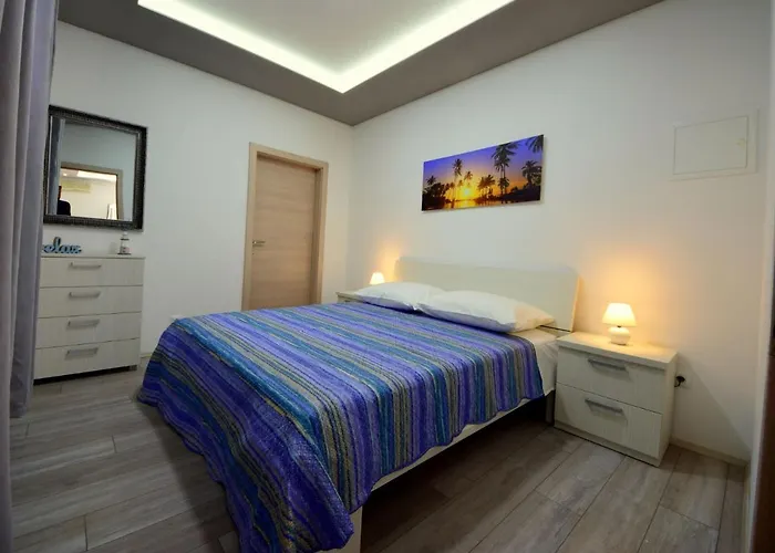 Niko 2 By Interhome Duće